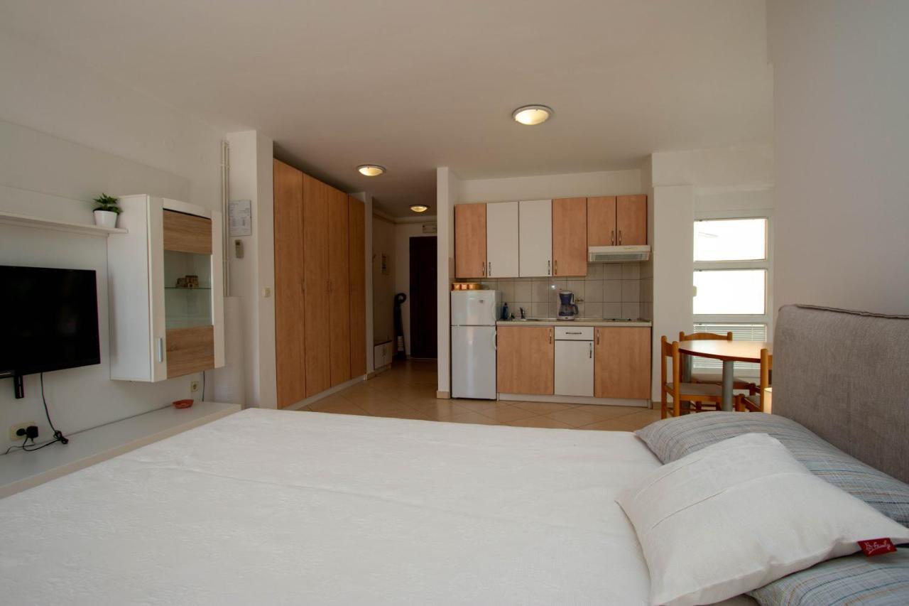 Apartments Matas Sukošan 외부 사진