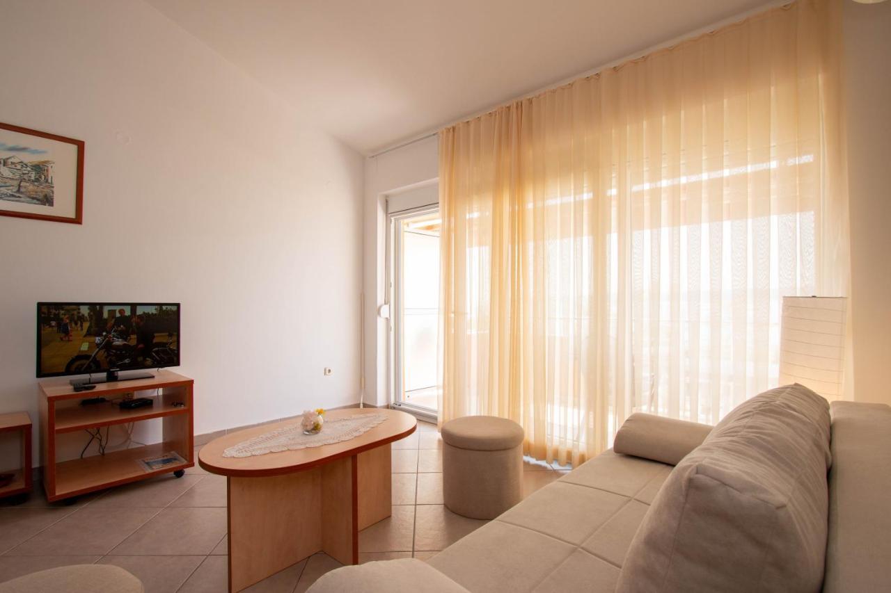 Apartments Matas Sukošan 외부 사진