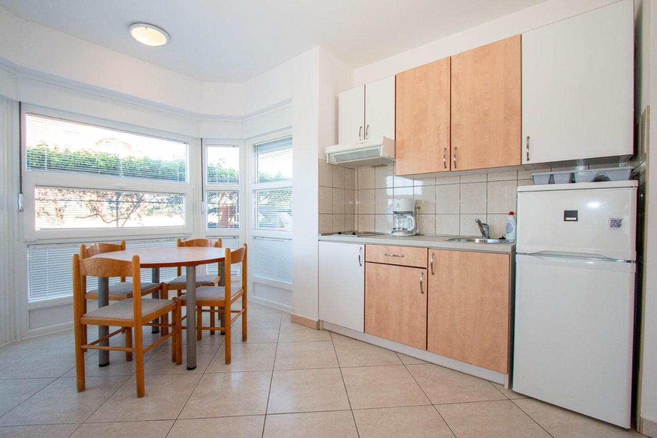 Apartments Matas Sukošan 외부 사진